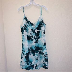 NWOT RVCA Lotus Romper Size Large